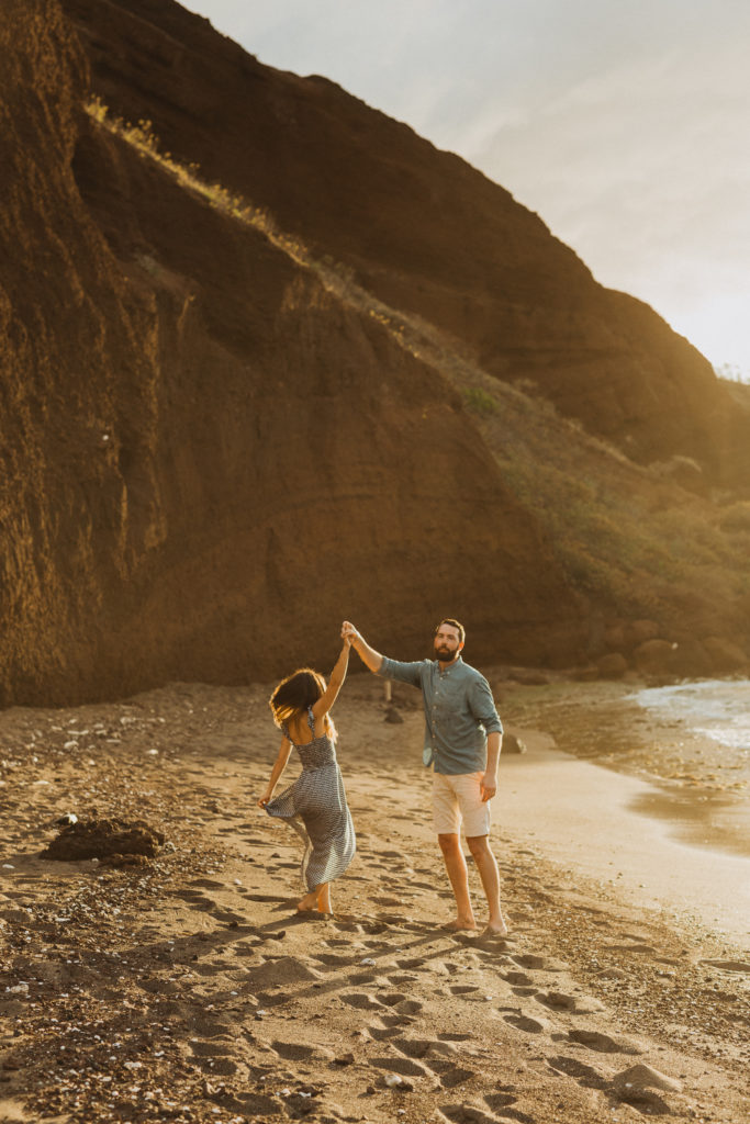 maui photographer sunset couple photos 