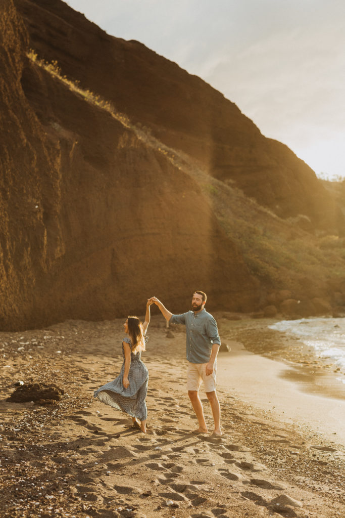 maui photographer sunset couple photos 
