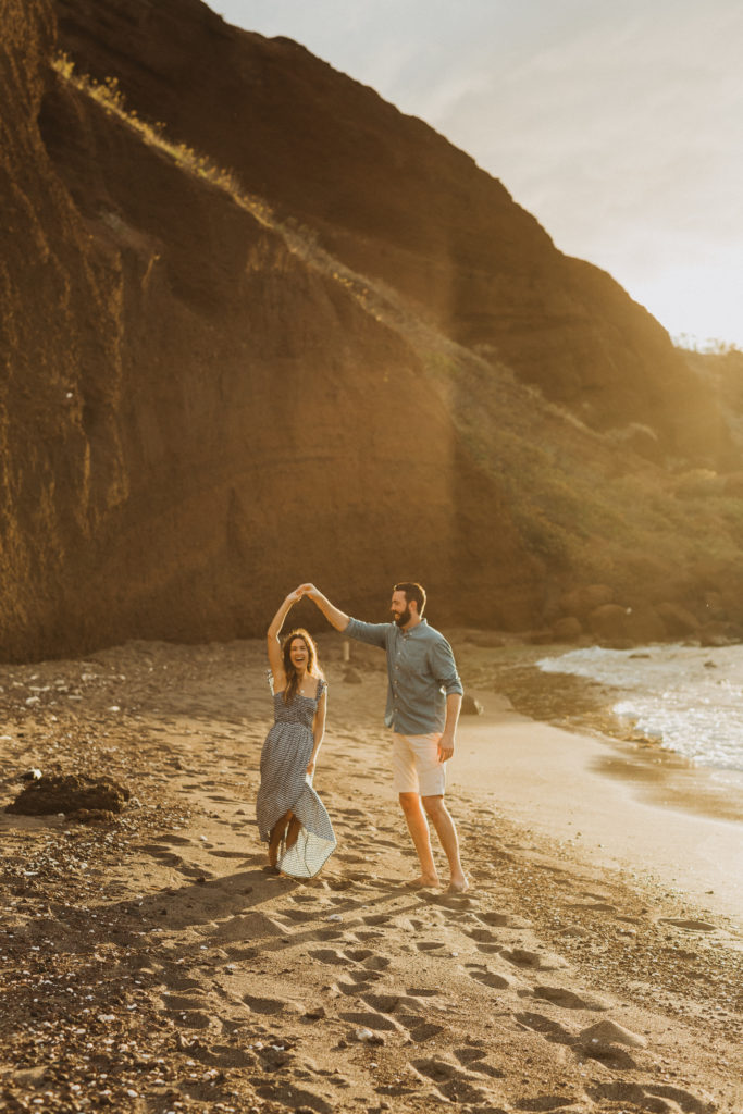 maui photographer sunset couple photos 